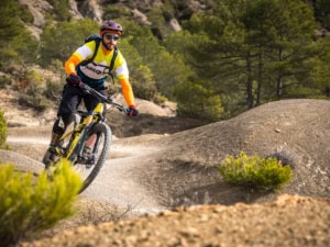 Eñaut mountain bike guide